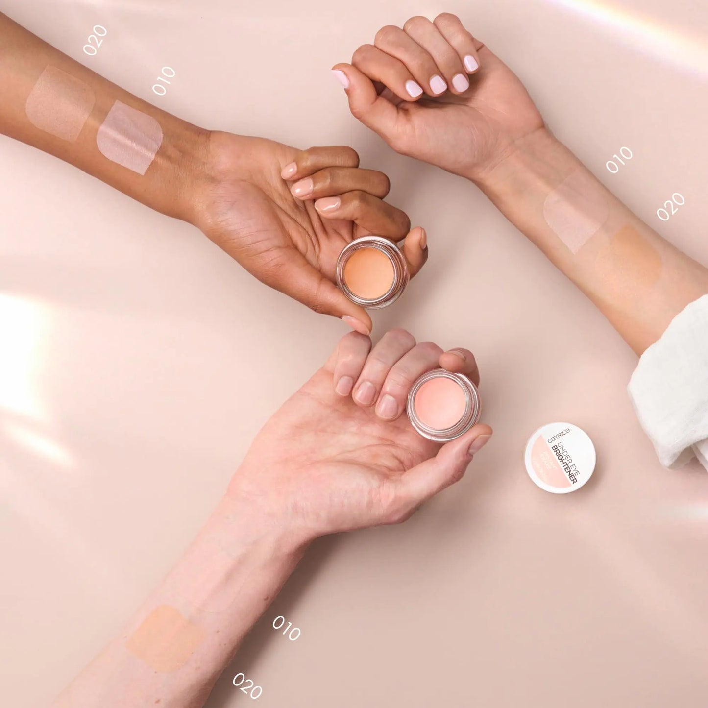 Catrice | Under Eye Brightener | Conceal & Brighten Dark Circles | With Hyaluronic Acid & Shea Butter | Vegan, Cruelty Free & Paraben Free (020 | Warm Nude) 020 | Warm Nude